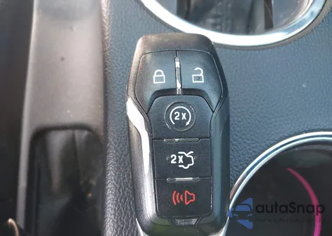 2015 Ford Mustang Ecoboost z USA, uszkodzony, nr VIN 1FA6P8TH9F5334874